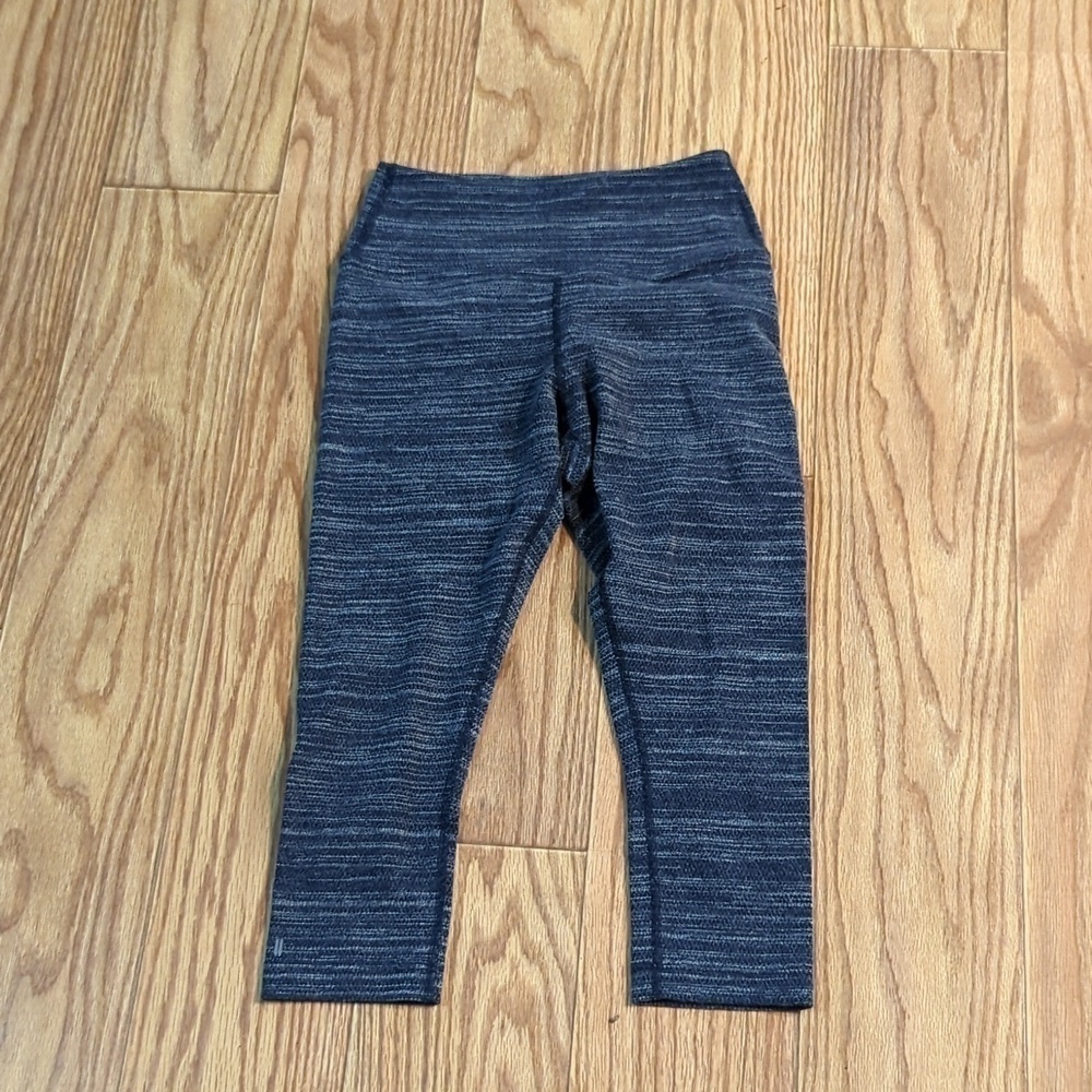 No Bull heathered gray capri workout leggings, S
